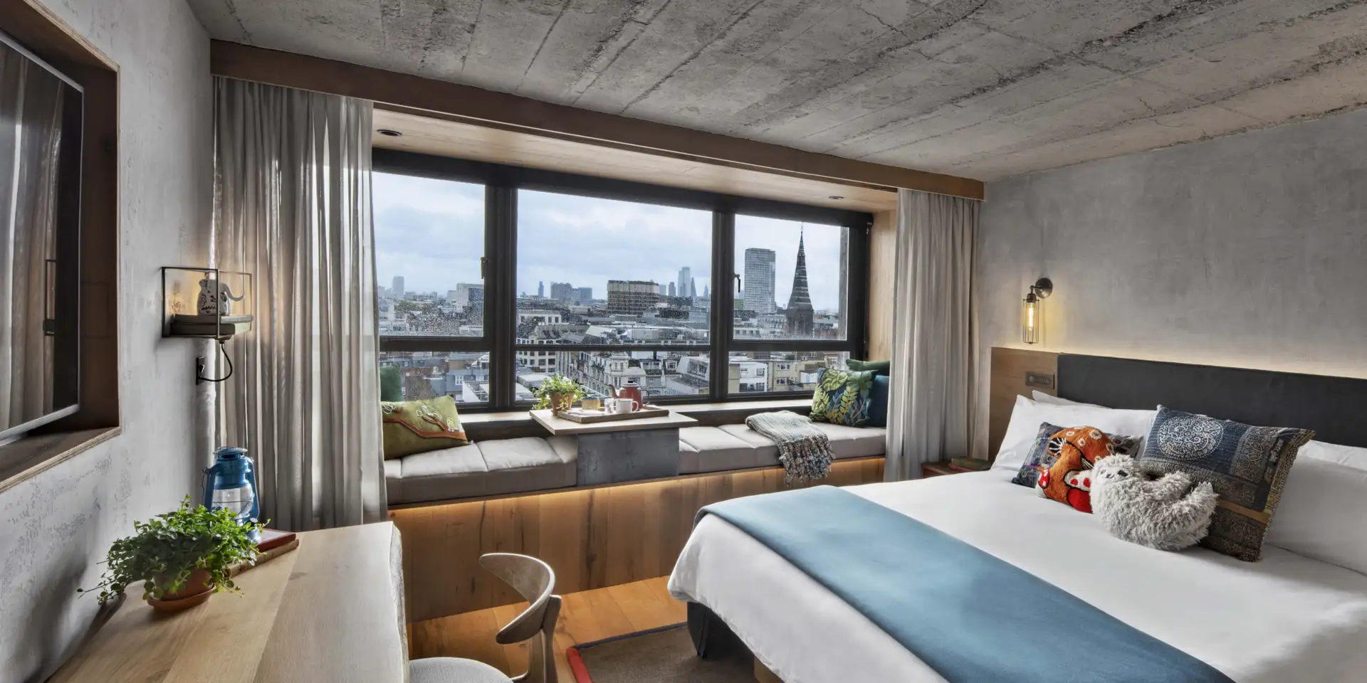 where to stay in london first time?