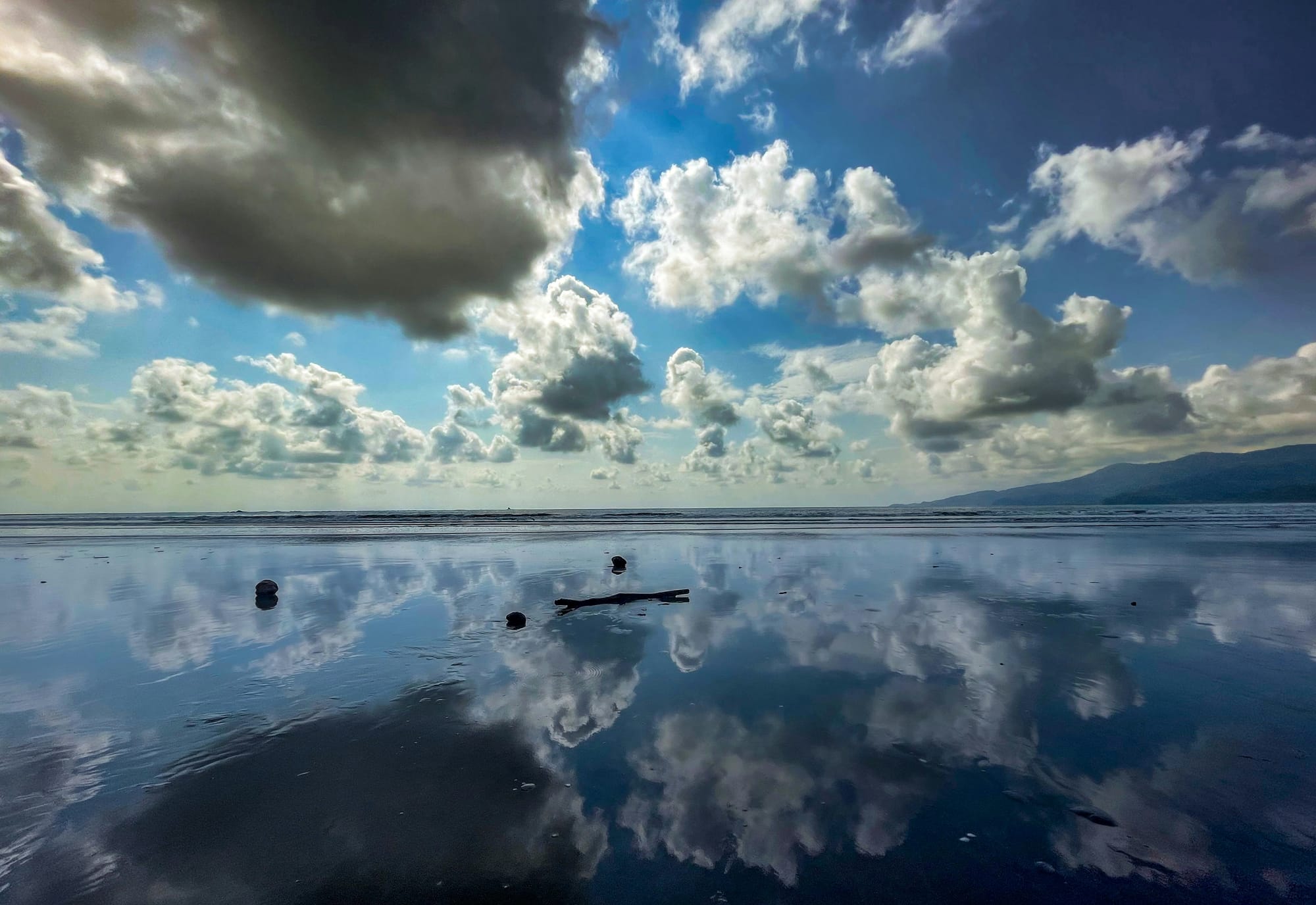 Welcome to the White Desert Wonder: Salar de Uyuni, Bolivia